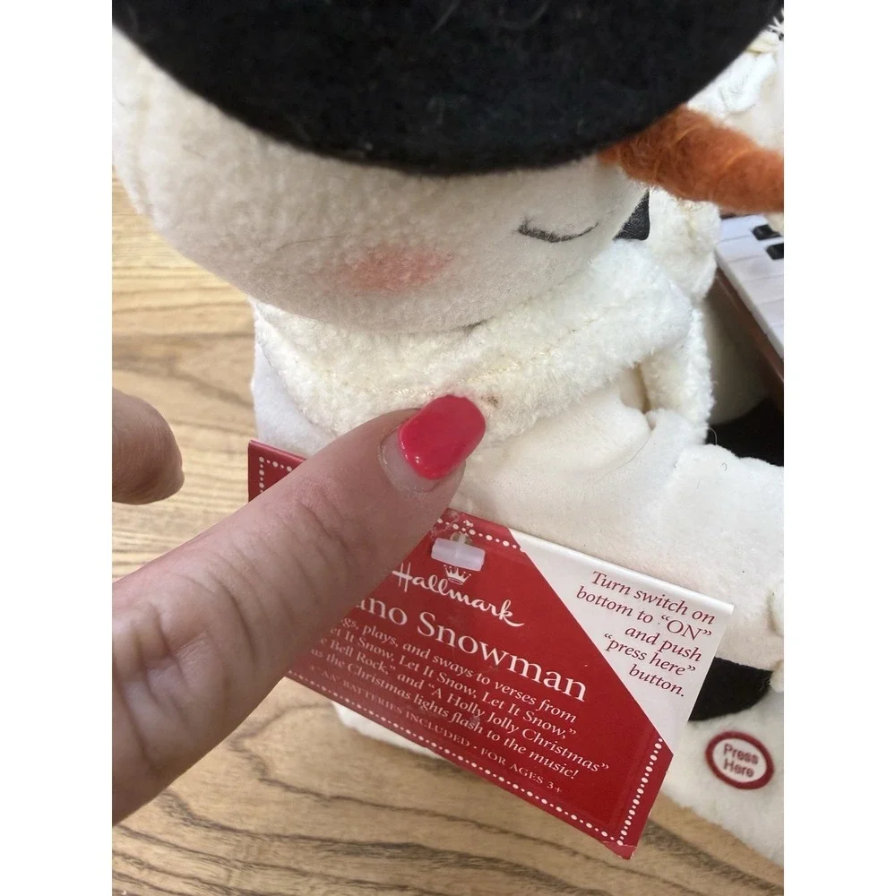 Hallmark 2005 Musical Plush Snowman Playing PIANO Christmas Jingle Pals - READ